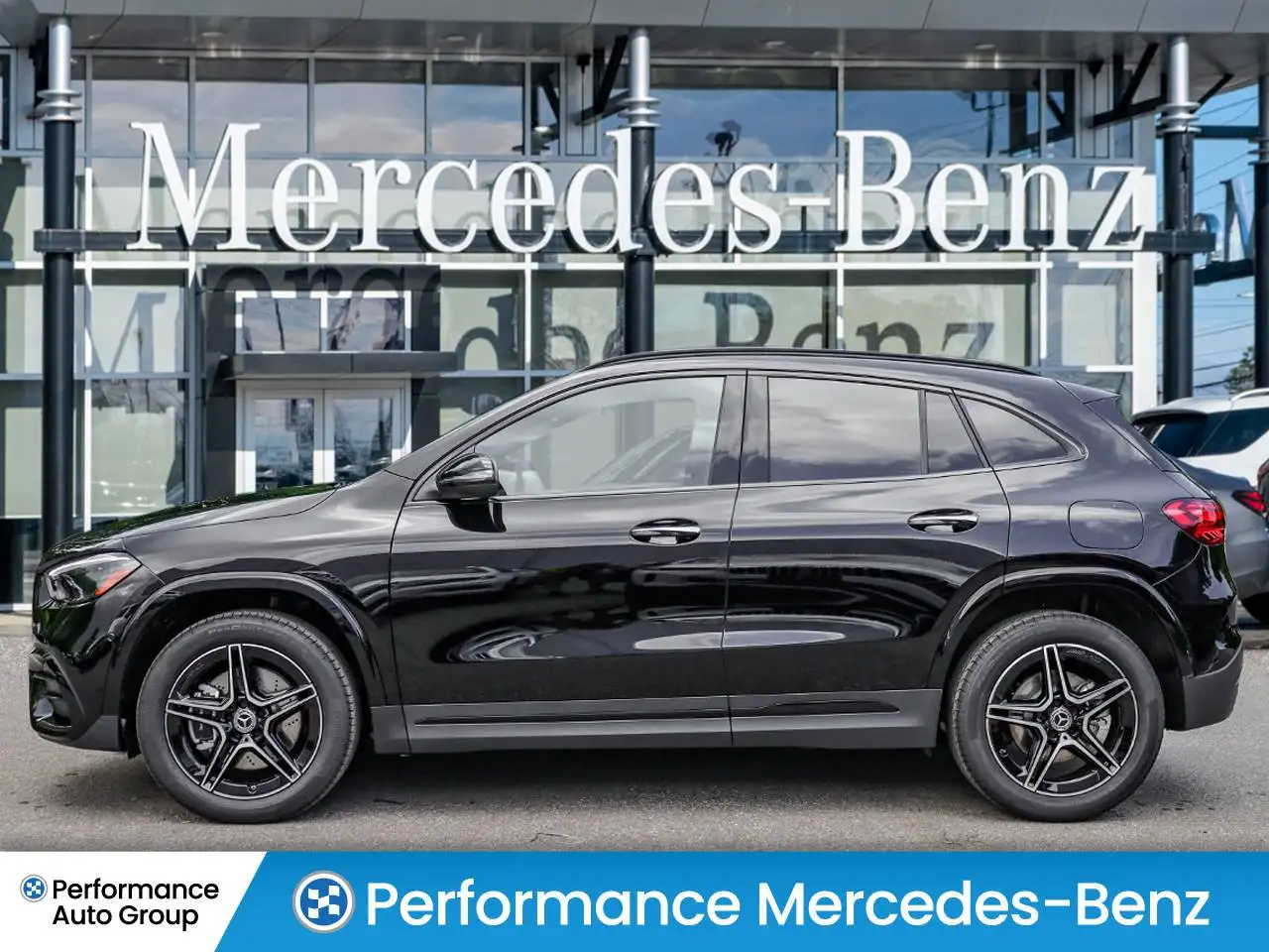 Mercedes-Benz GLA - Image 3