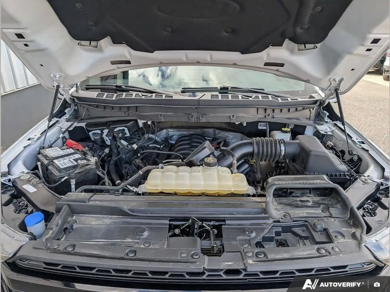 Ford F-150 - Image 10