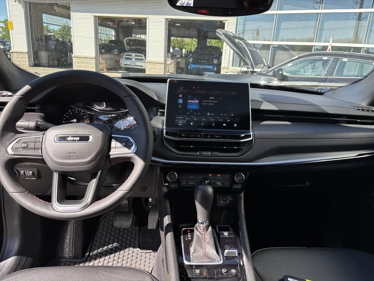 Jeep Compass - Image 21