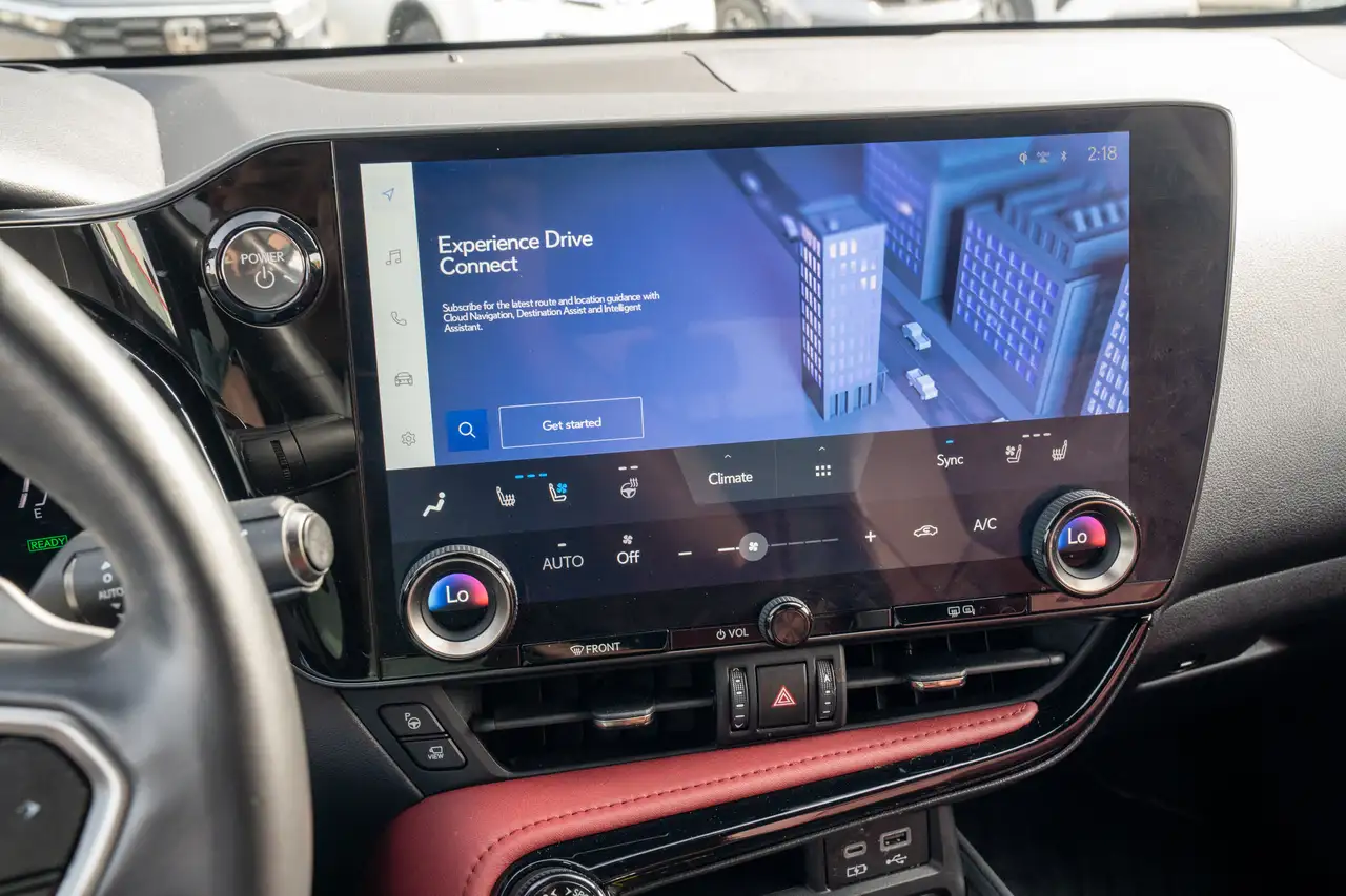 Lexus NX - Image 20