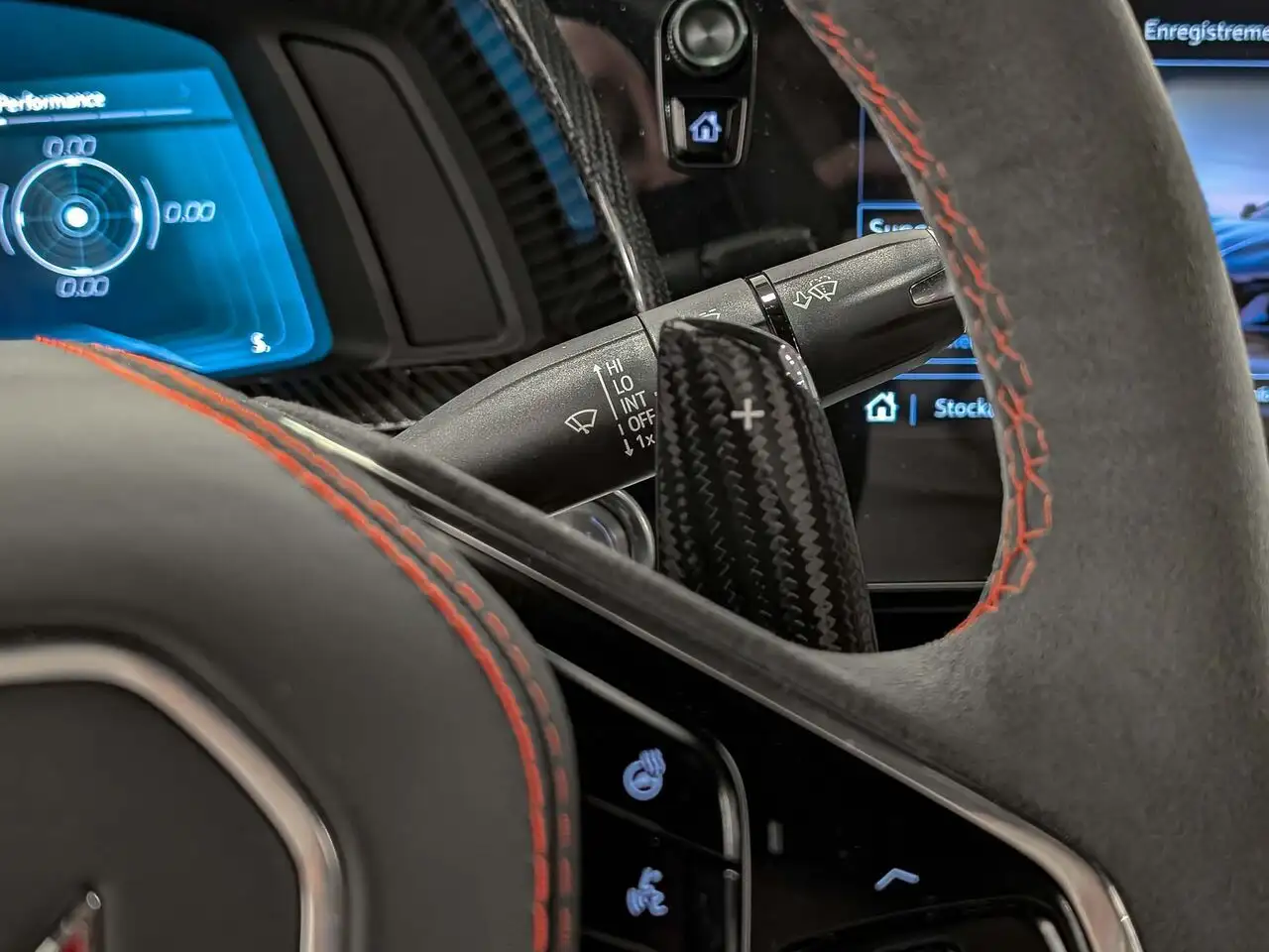Chevrolet Corvette - Image 30