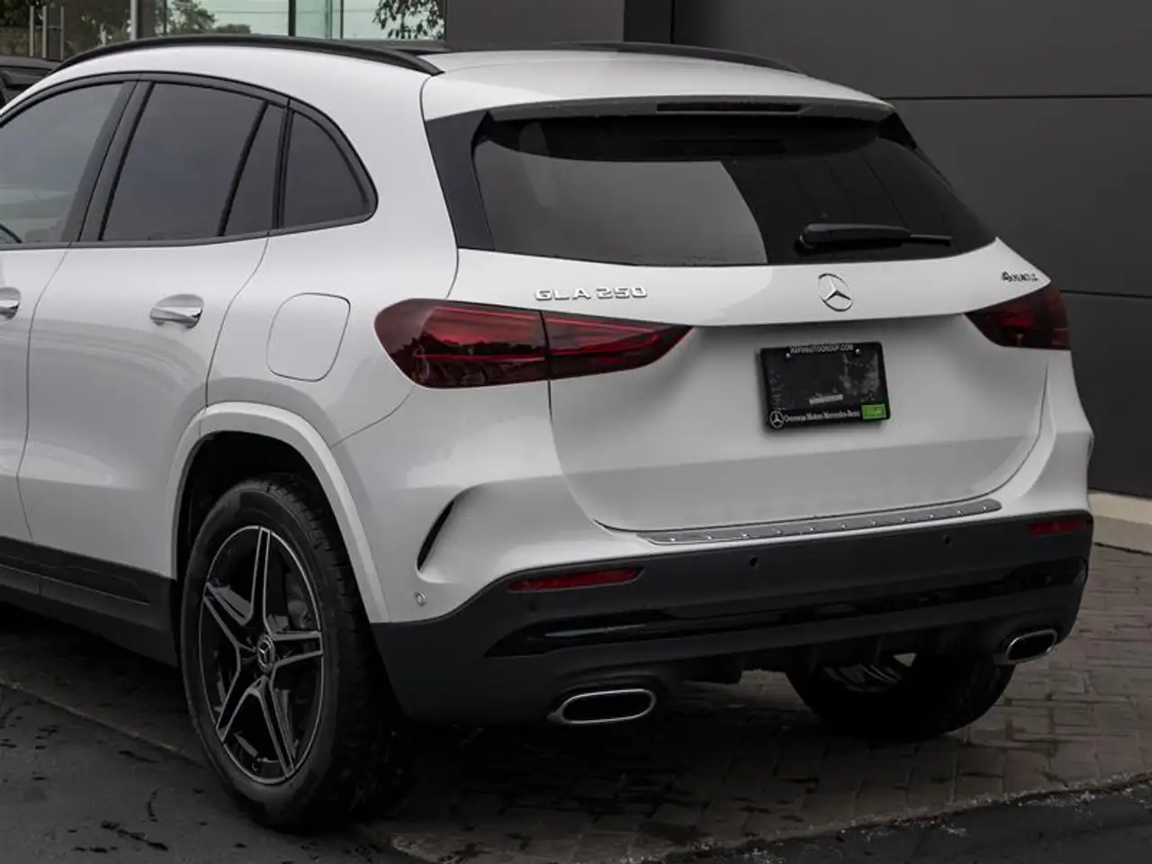 Mercedes-Benz GLA - Image 5