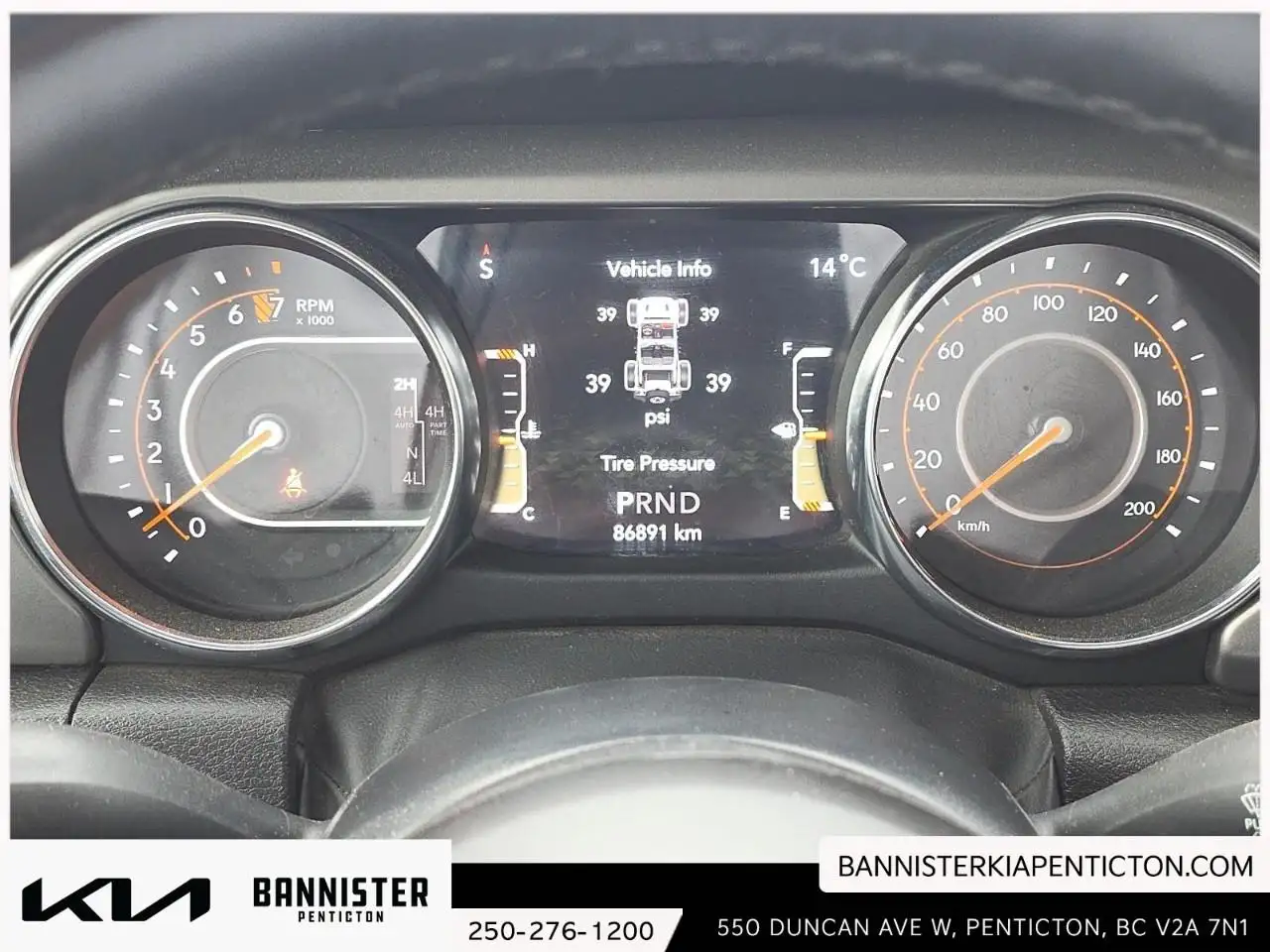Jeep Wrangler - Image 13