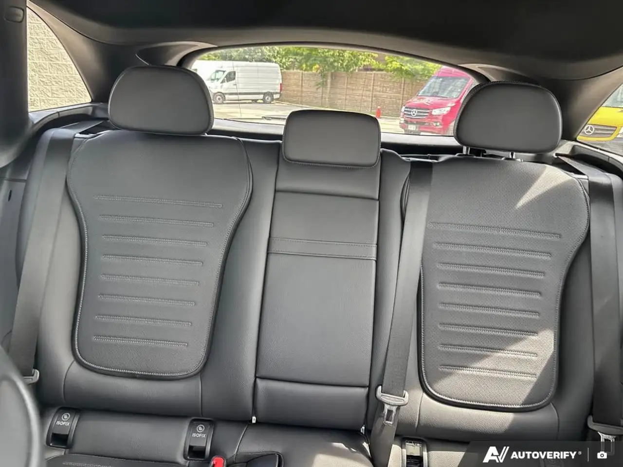 Mercedes-Benz GLC - Image 21