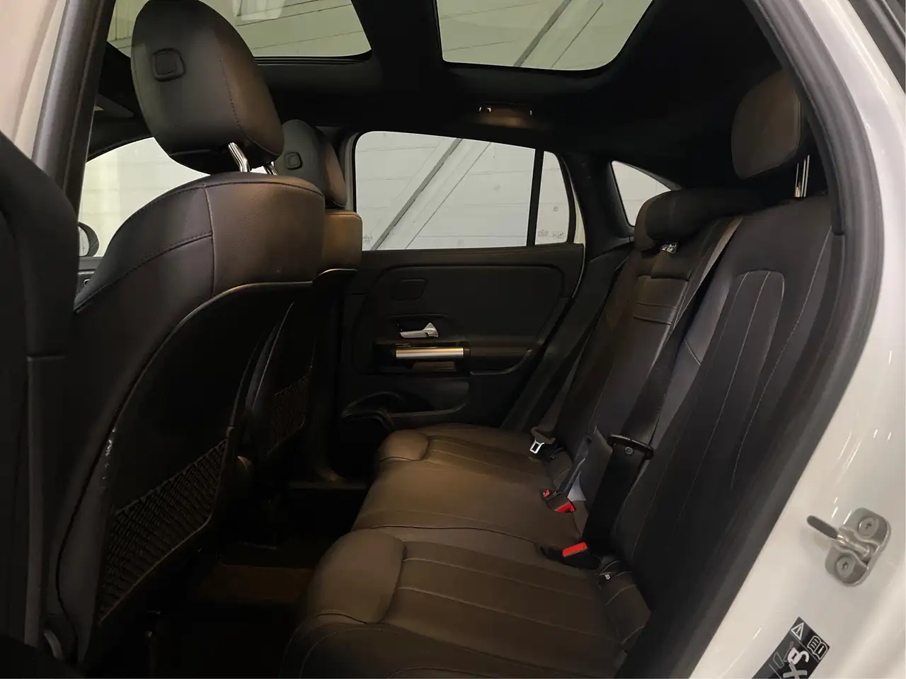 Mercedes-Benz GLA - Image 17
