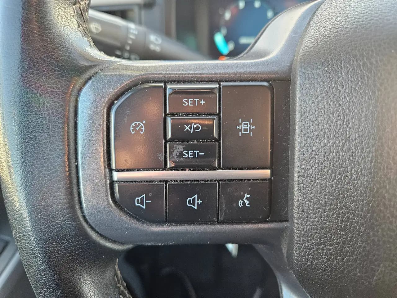 Ford F-150 - Image 12