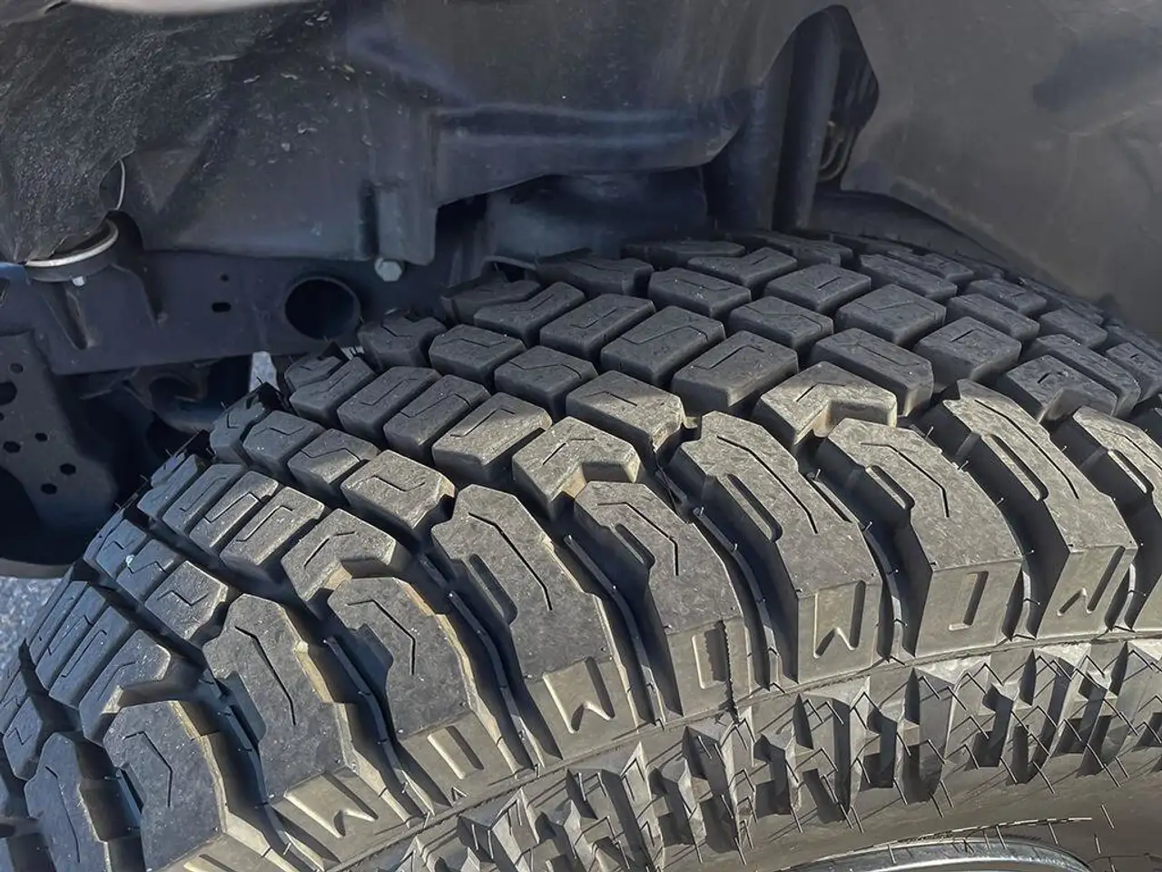 Jeep Wrangler - Image 10