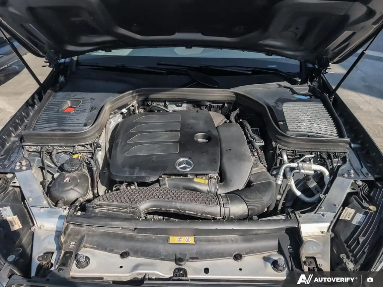 Mercedes-Benz GLC - Image 10