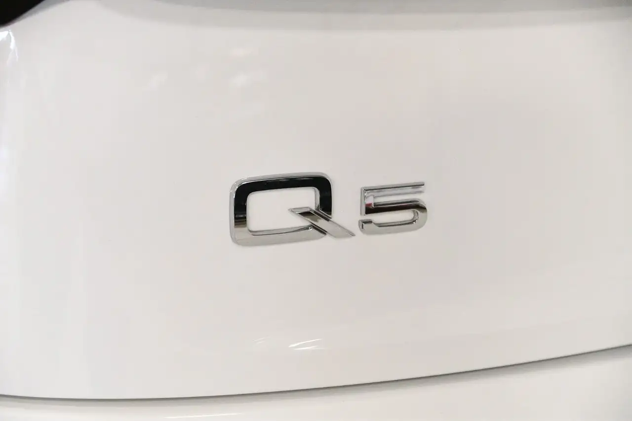 Audi Q5 - Image 9
