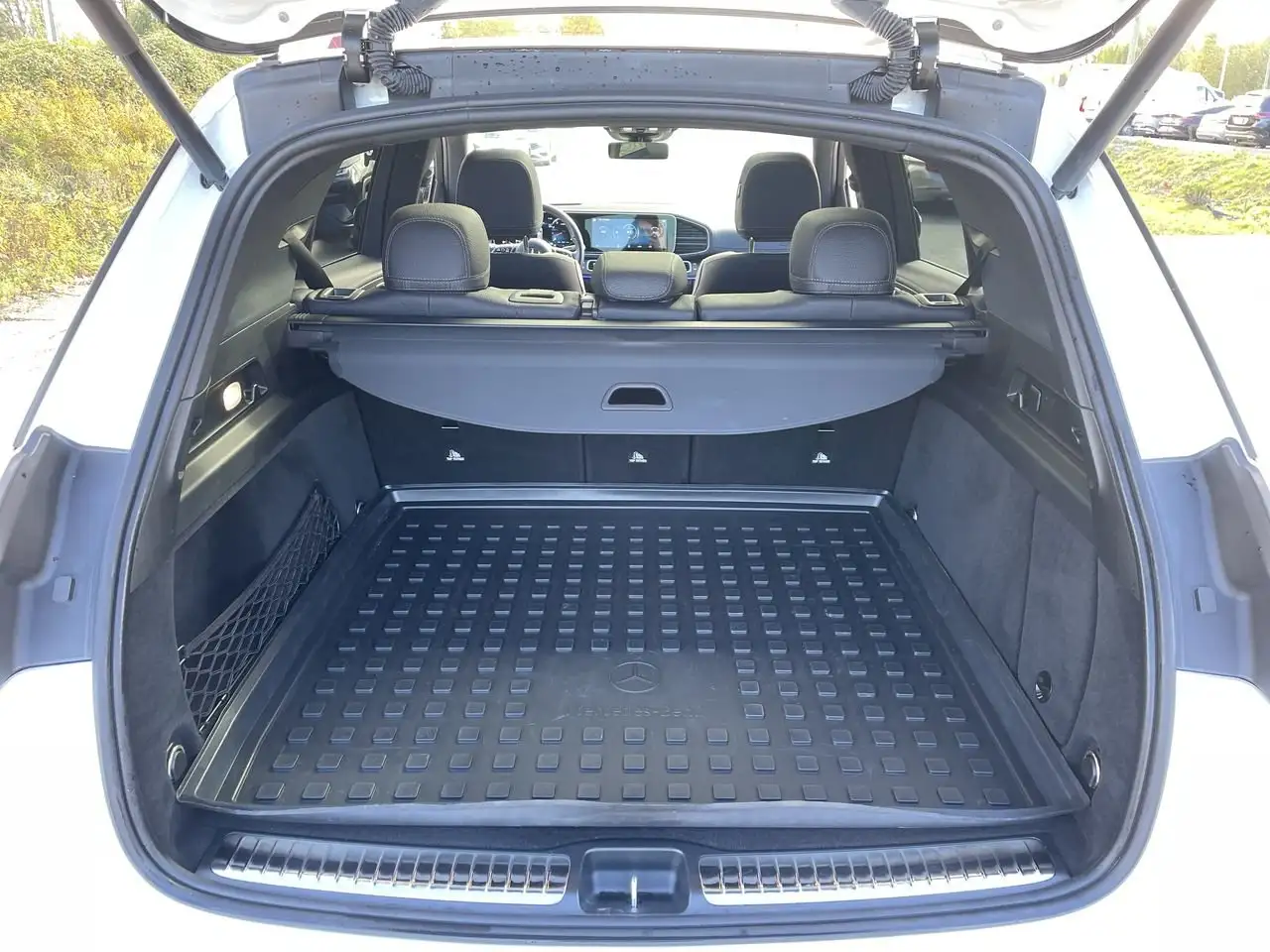 Mercedes-Benz GLE - Image 39
