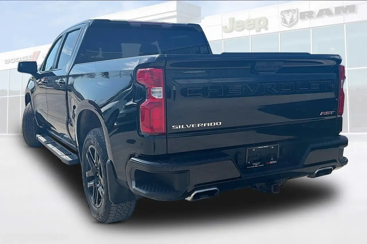 Chevrolet Silverado 1500 - Image 35