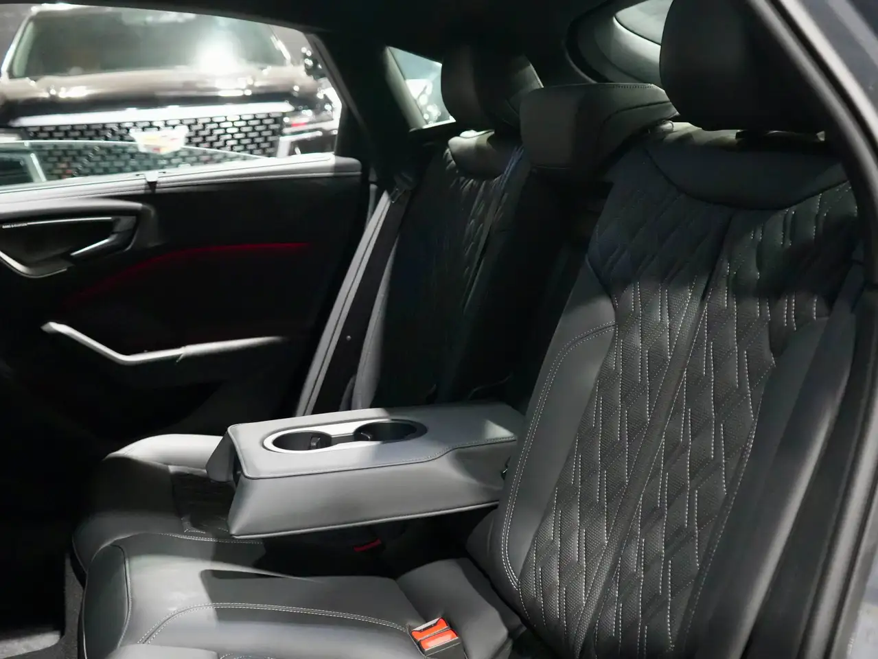 Audi S5 - Image 13