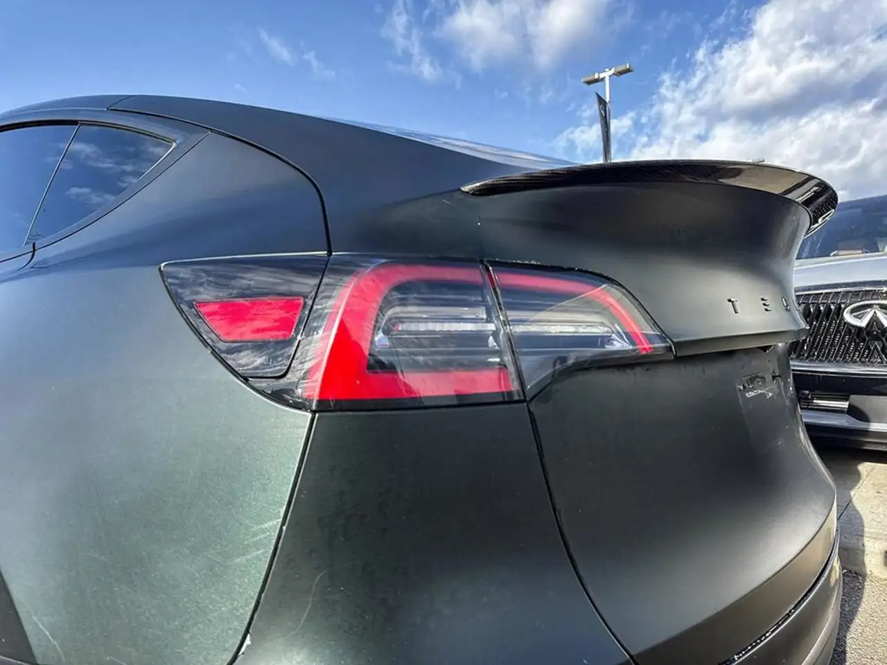 Tesla Model Y - Image 10