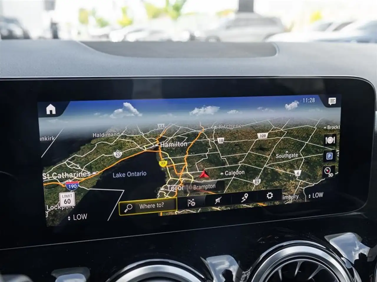 Mercedes-Benz GLA - Image 22