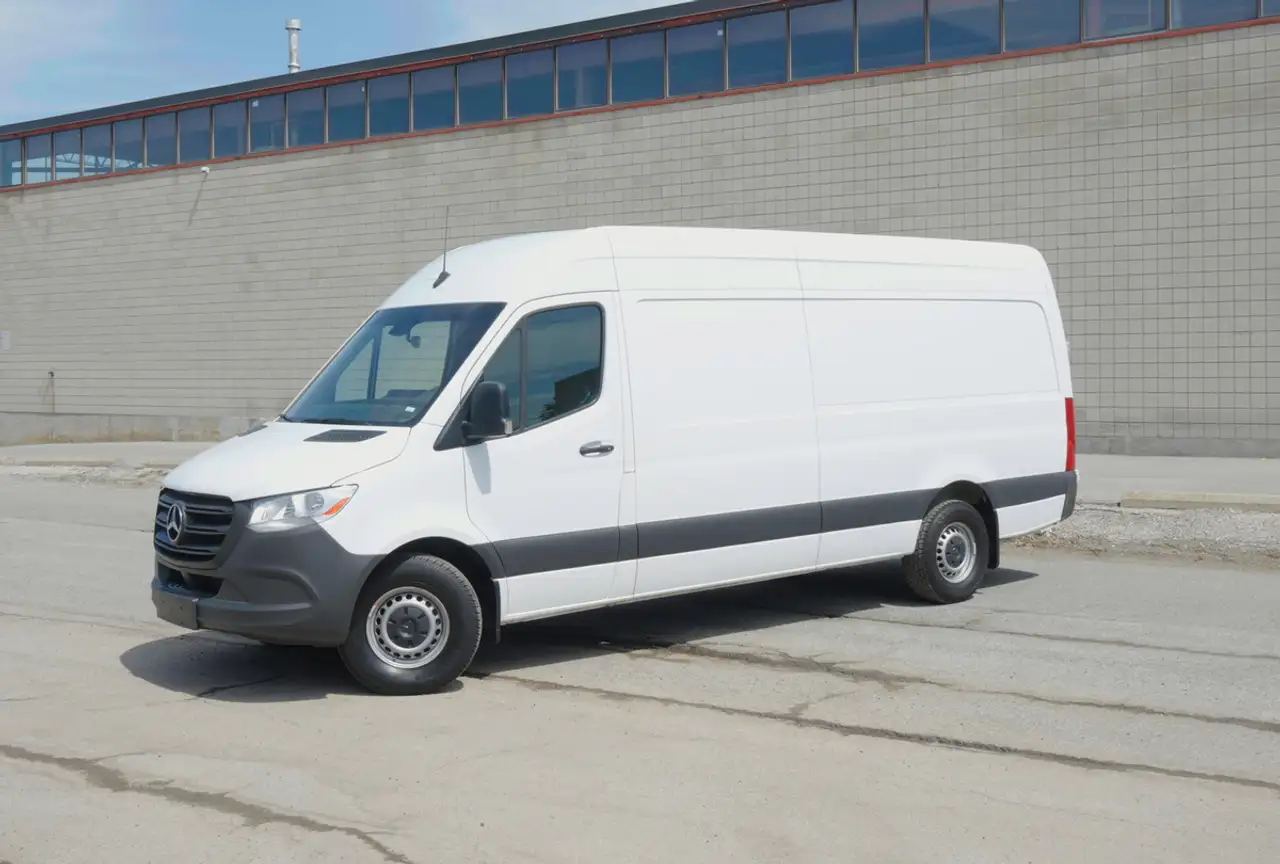 Mercedes-Benz Sprinter - Image 2