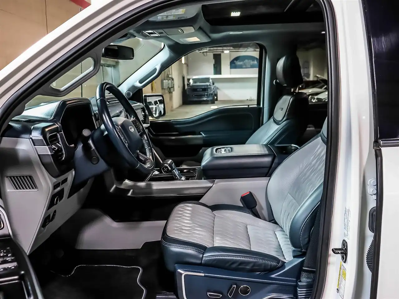 Ford F-150 - Image 8