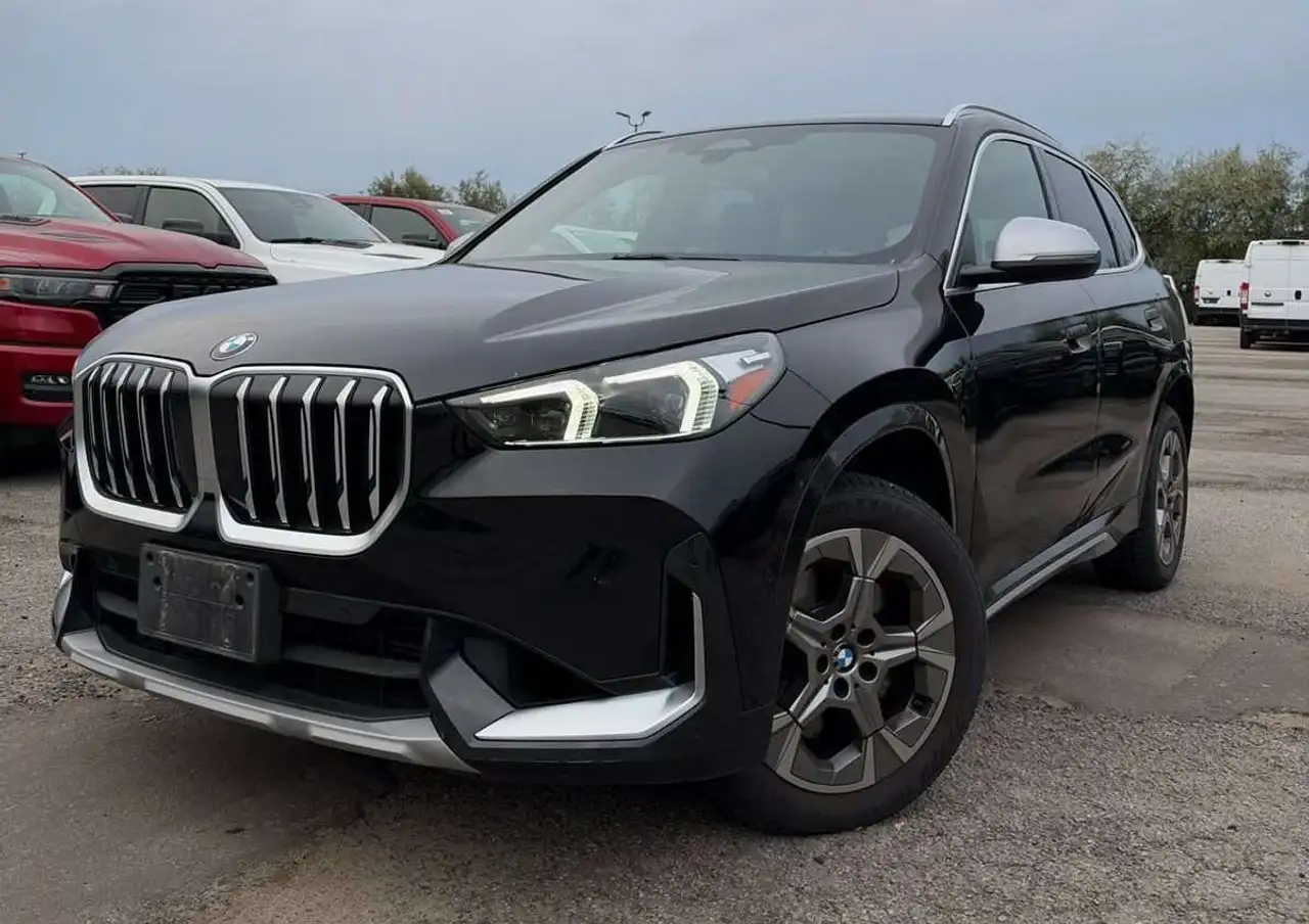 BMW X1 - Image 1