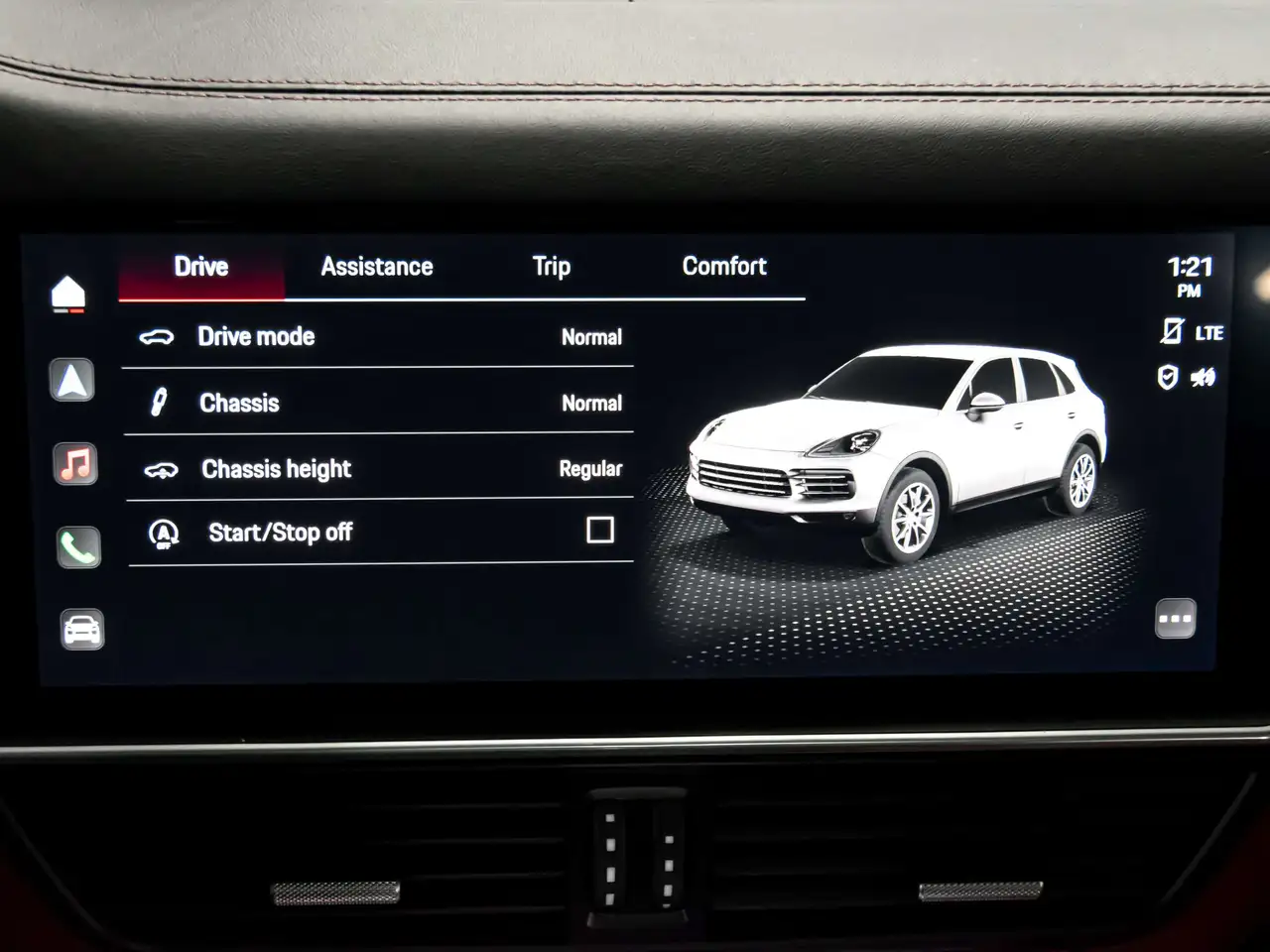 Porsche Cayenne - Image 21