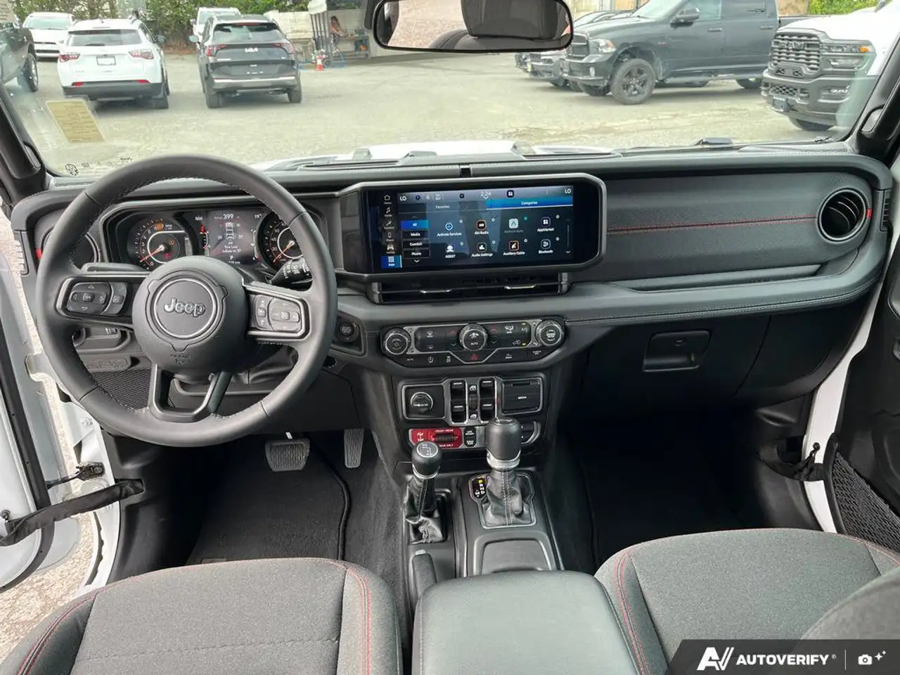 Jeep Wrangler - Image 24