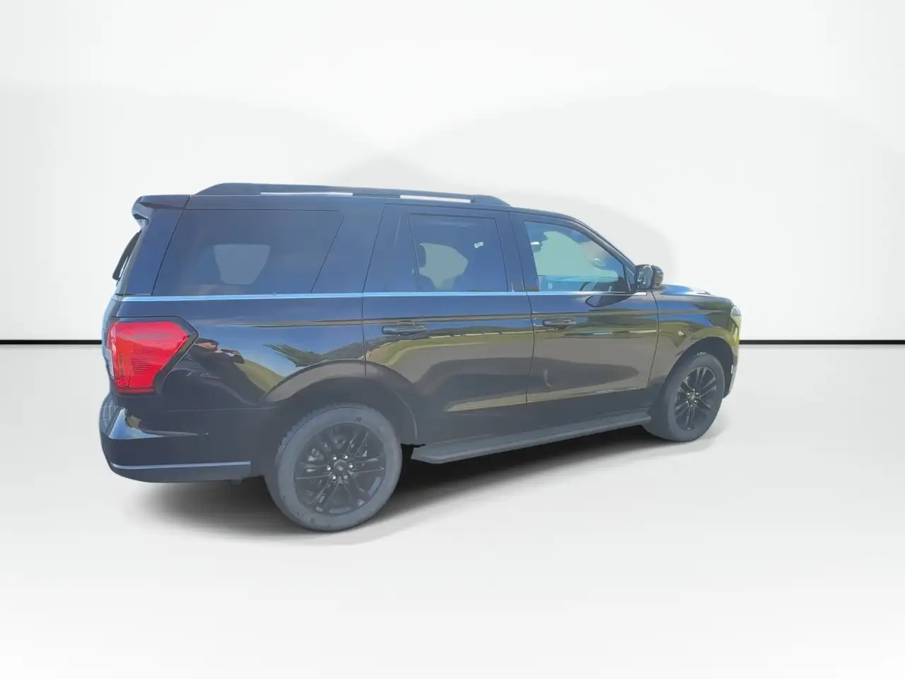Ford Expedition - Image 8