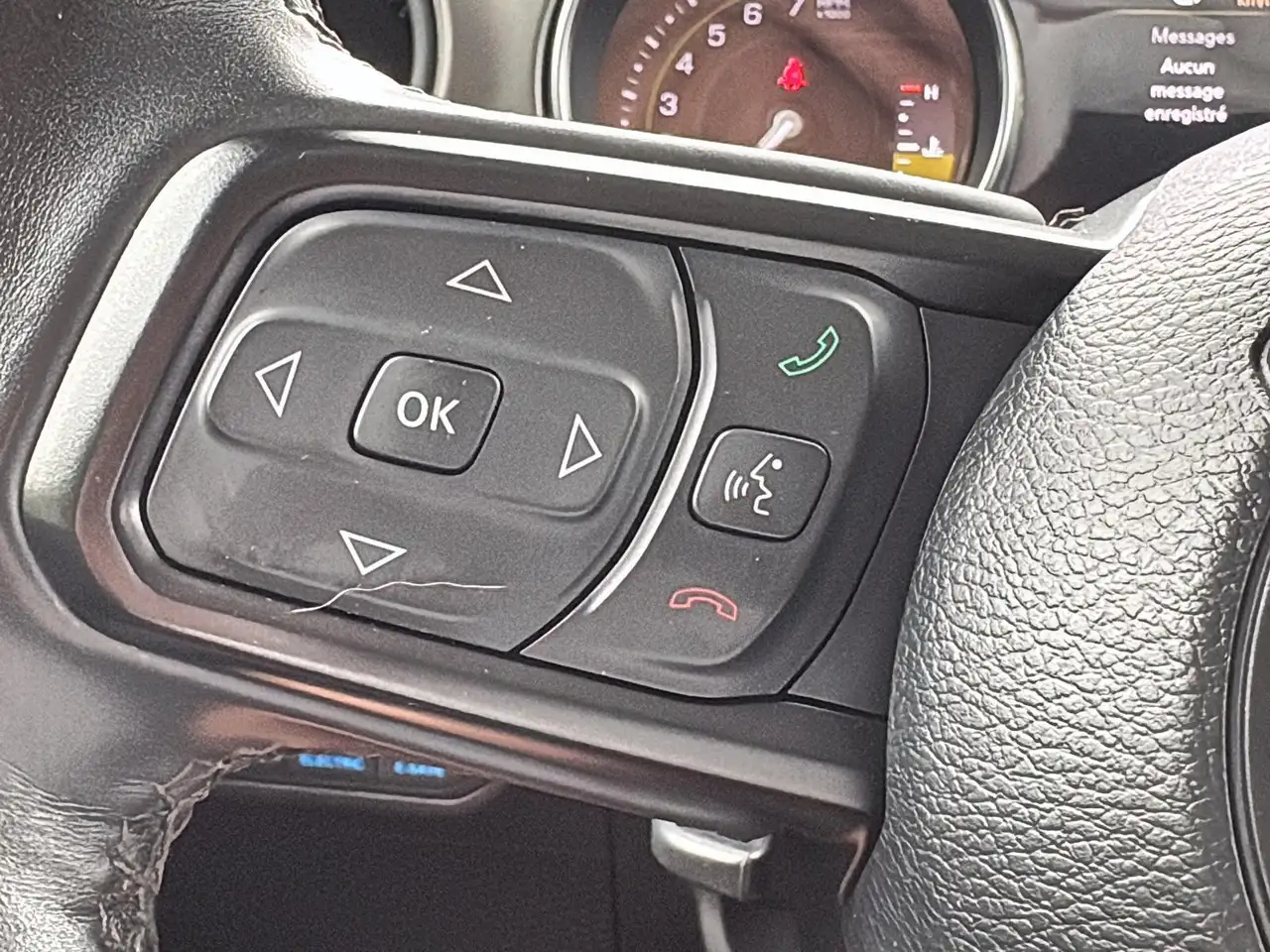 Jeep Wrangler - Image 30