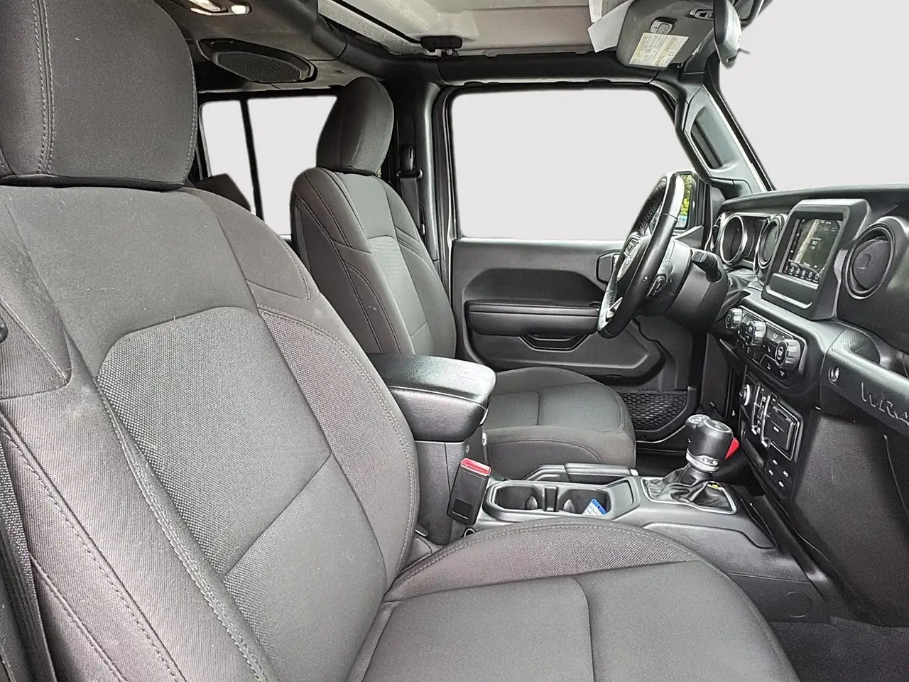 Jeep Wrangler - Image 16