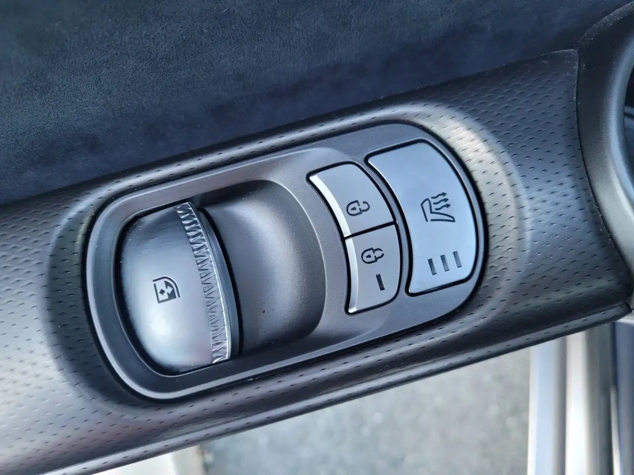 Genesis GV60 - Image 22