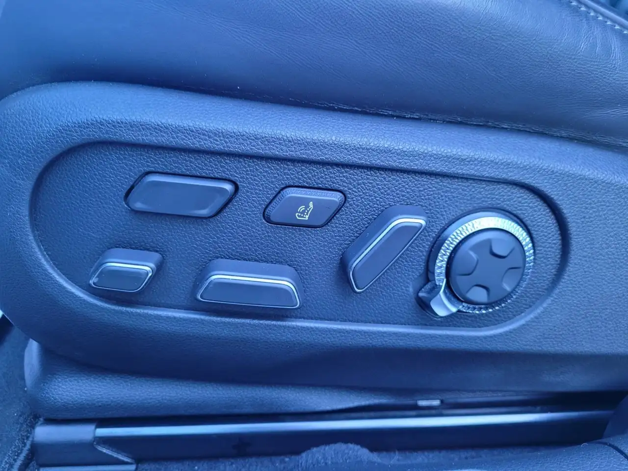 Genesis GV60 - Image 15