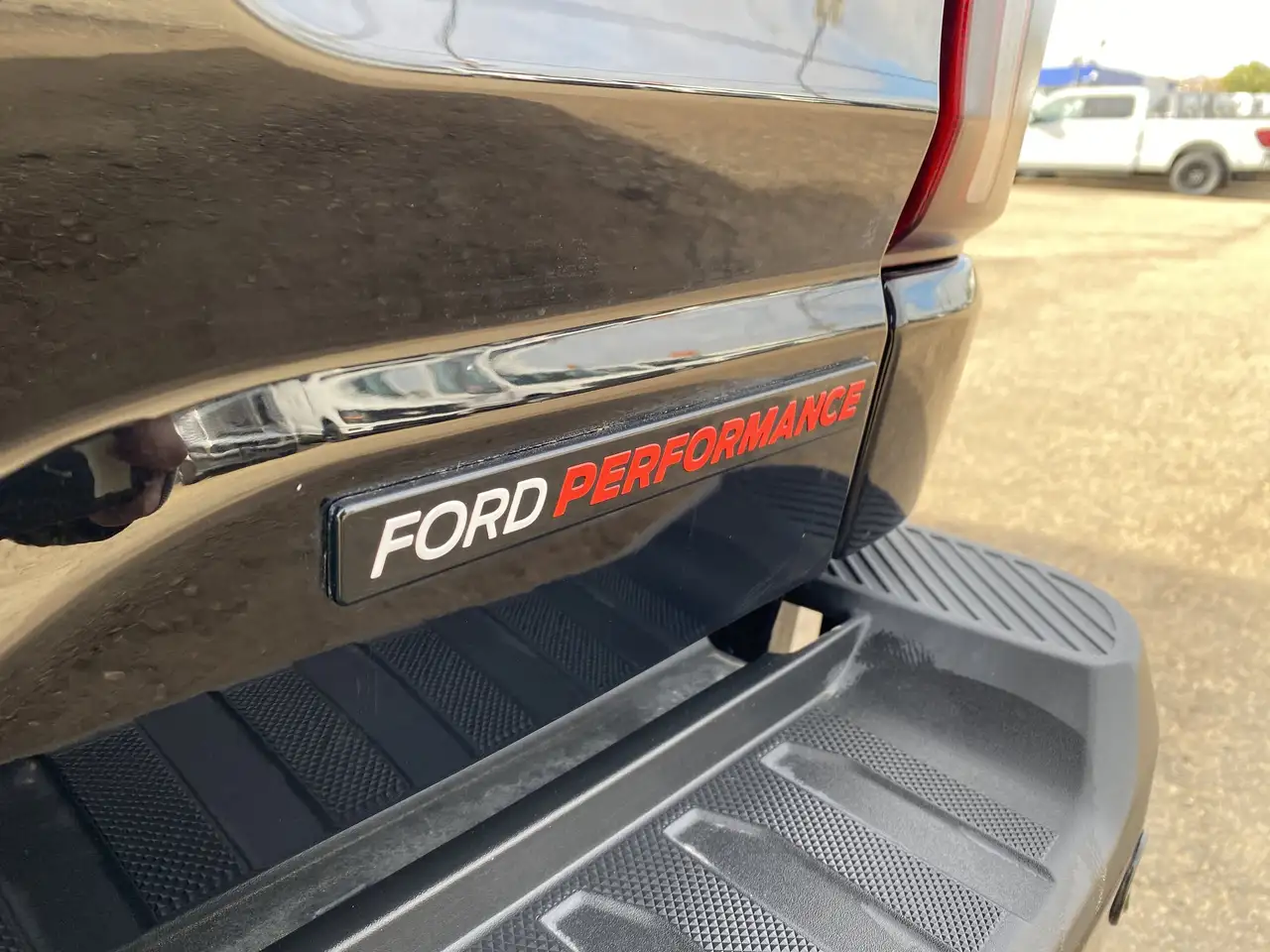 Ford F-150 - Image 25