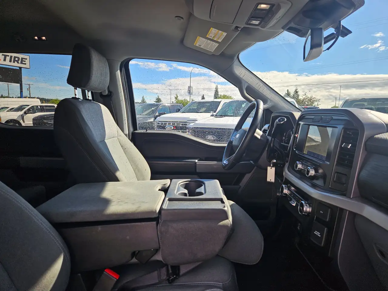 Ford F-150 - Image 29