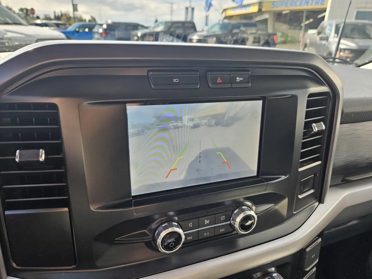 Ford F-150 - Image 19