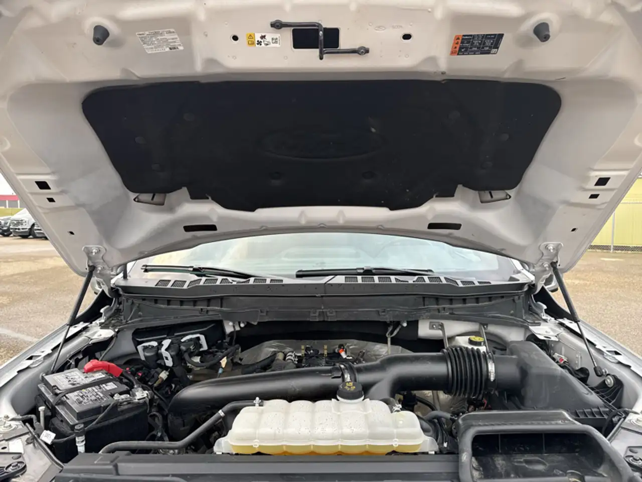 Ford F-150 - Image 17