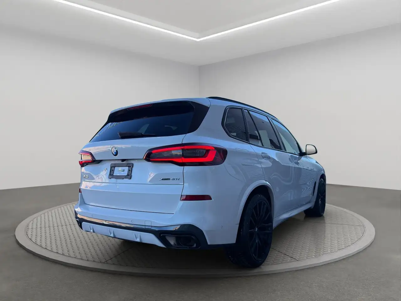 BMW X5 - Image 9