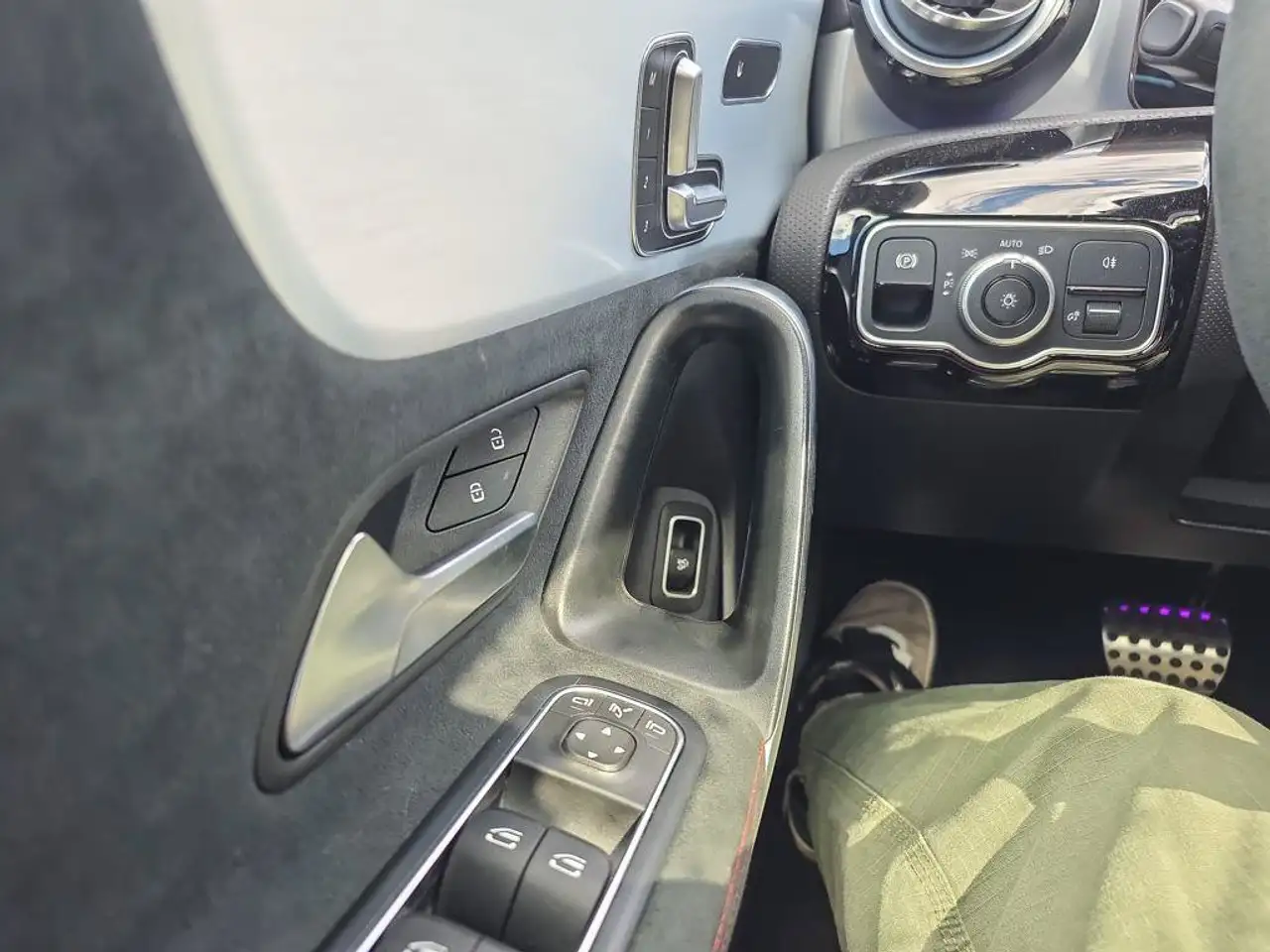 Mercedes-Benz CLA - Image 22