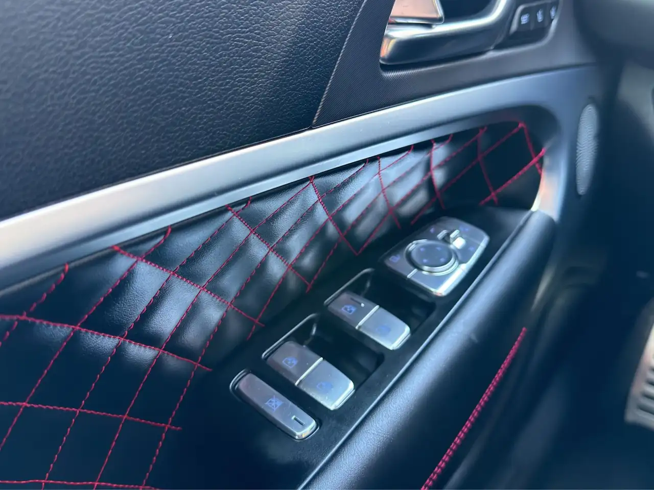 Genesis G70 - Image 18