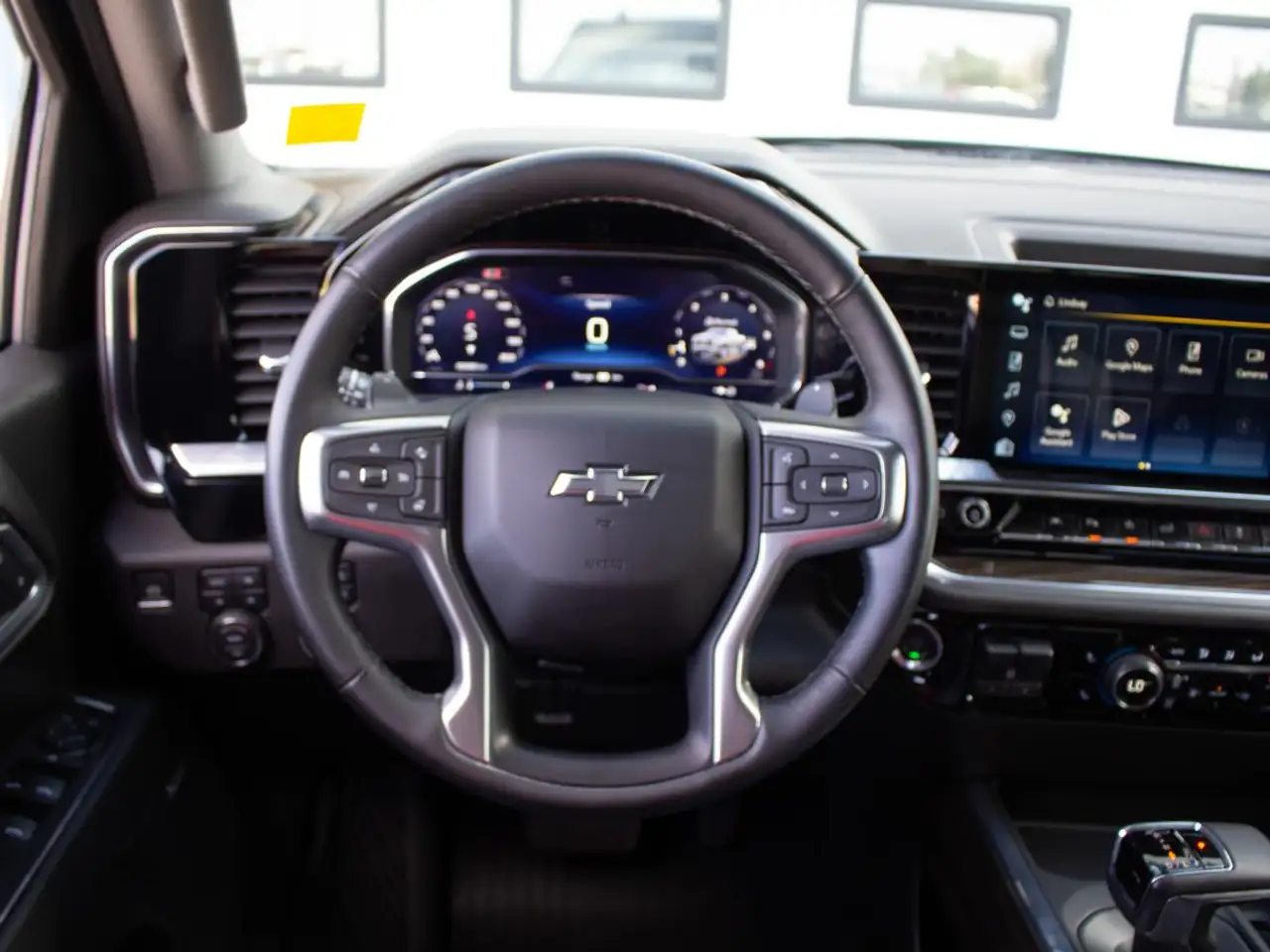 Chevrolet Silverado 1500 - Image 14