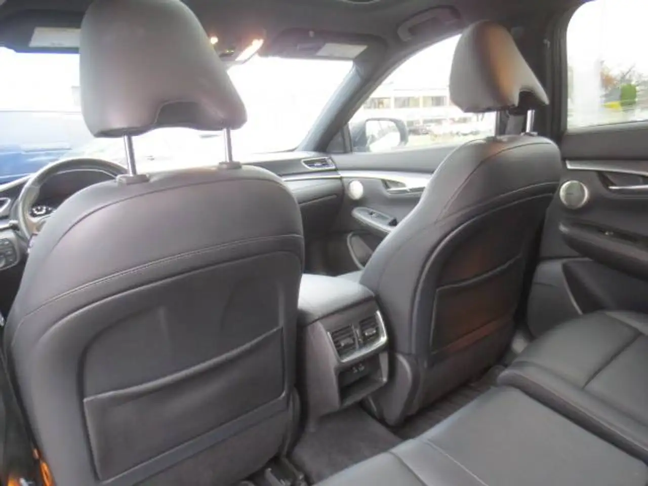 Infiniti QX55 - Image 13