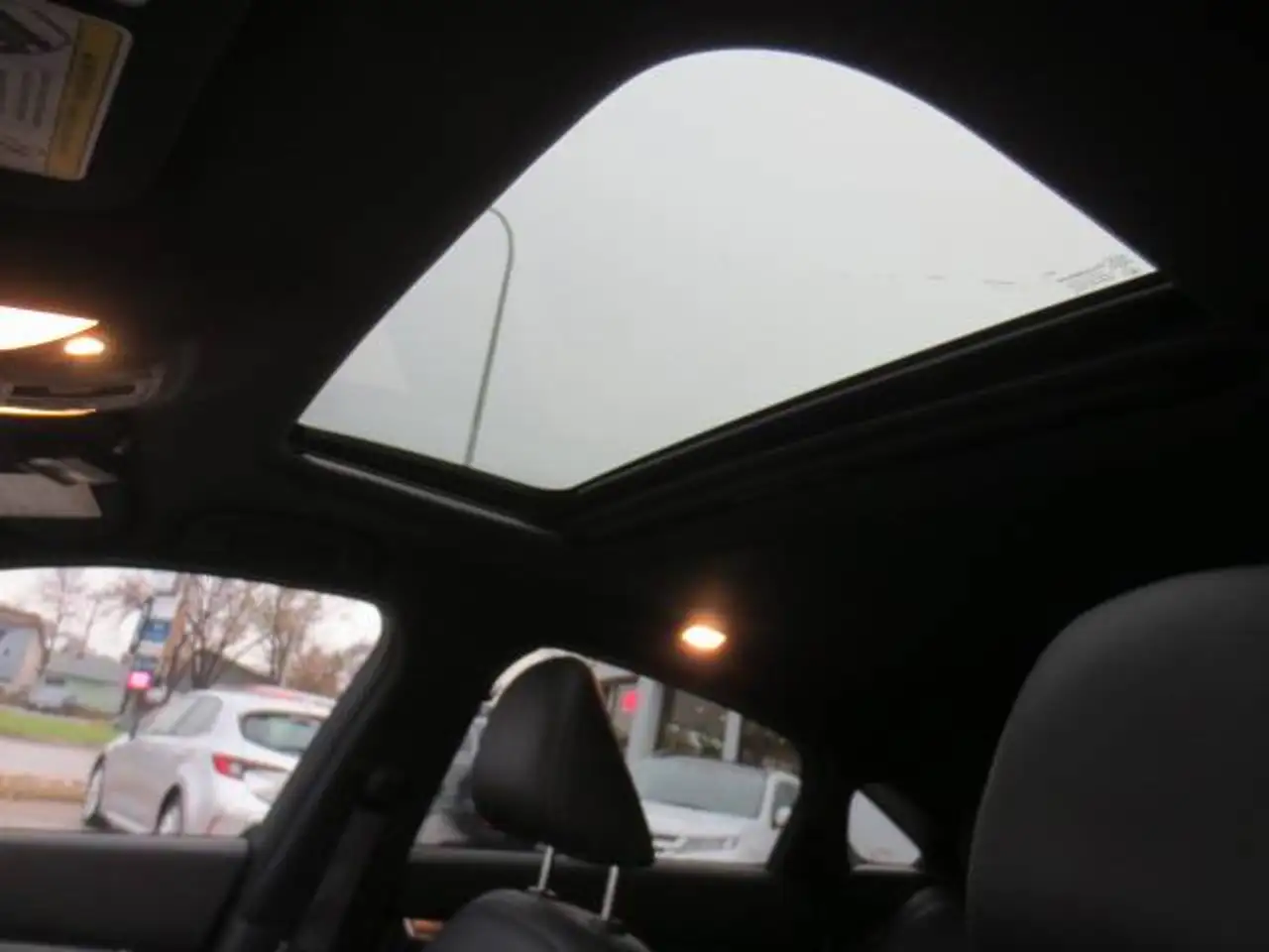 Infiniti QX55 - Image 22