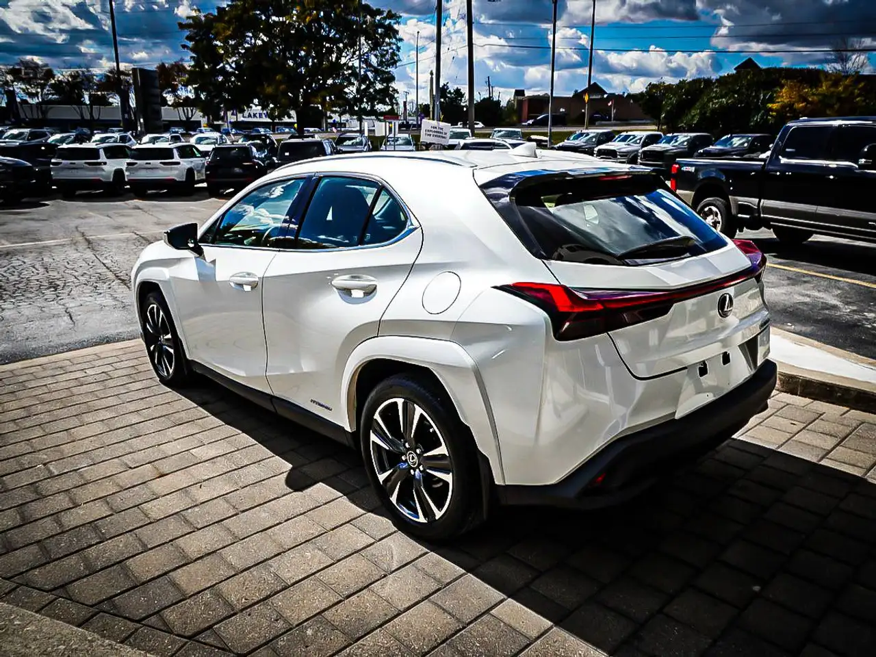 Lexus UX - Image 8
