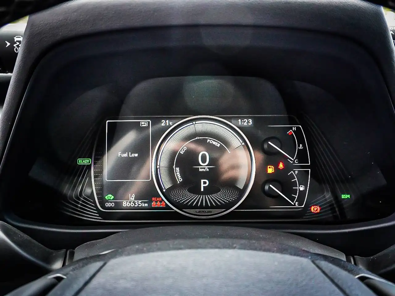 Lexus UX - Image 23