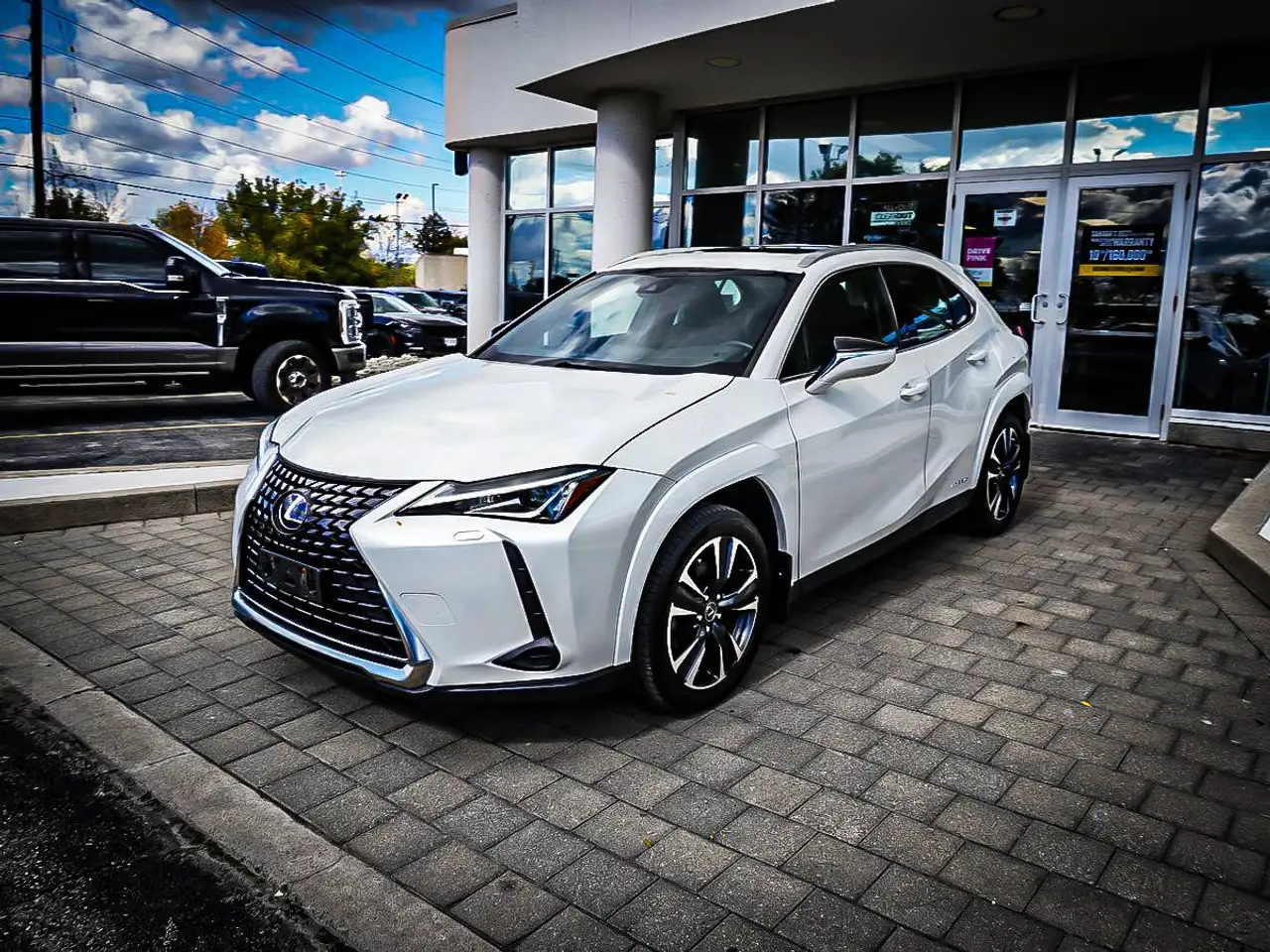 Lexus UX - Image 6