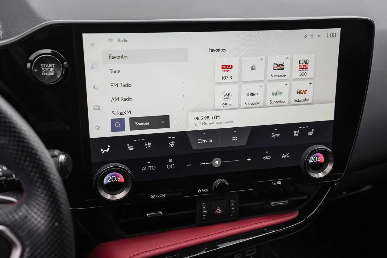 Lexus NX 350 - Image 21