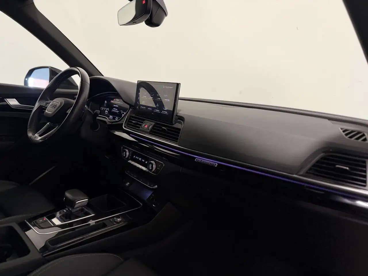 Audi Q5 - Image 27