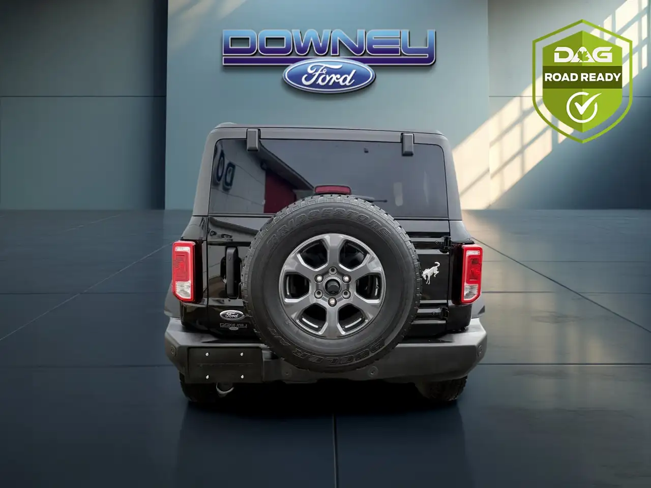 Ford Bronco - Image 4