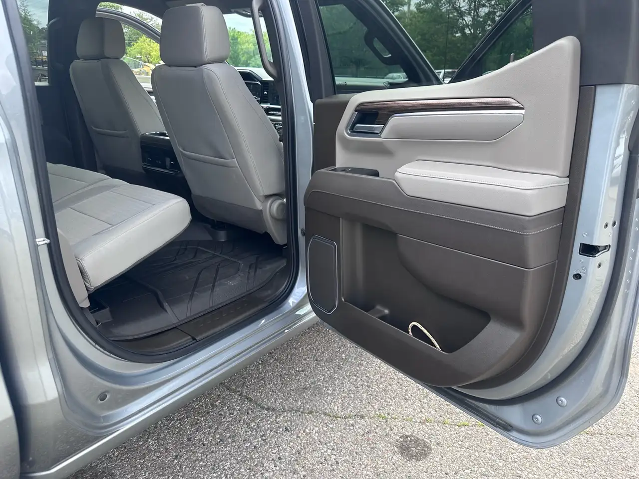 Chevrolet Silverado 1500 - Image 27