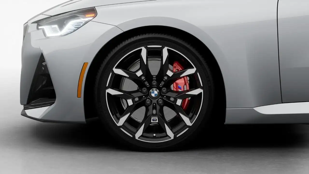 BMW 2 Series - Image 7
