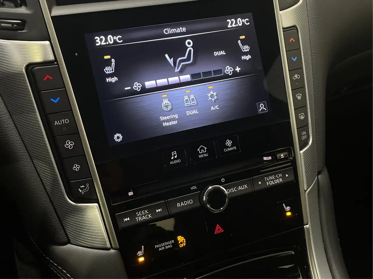Infiniti Q50 - Image 26