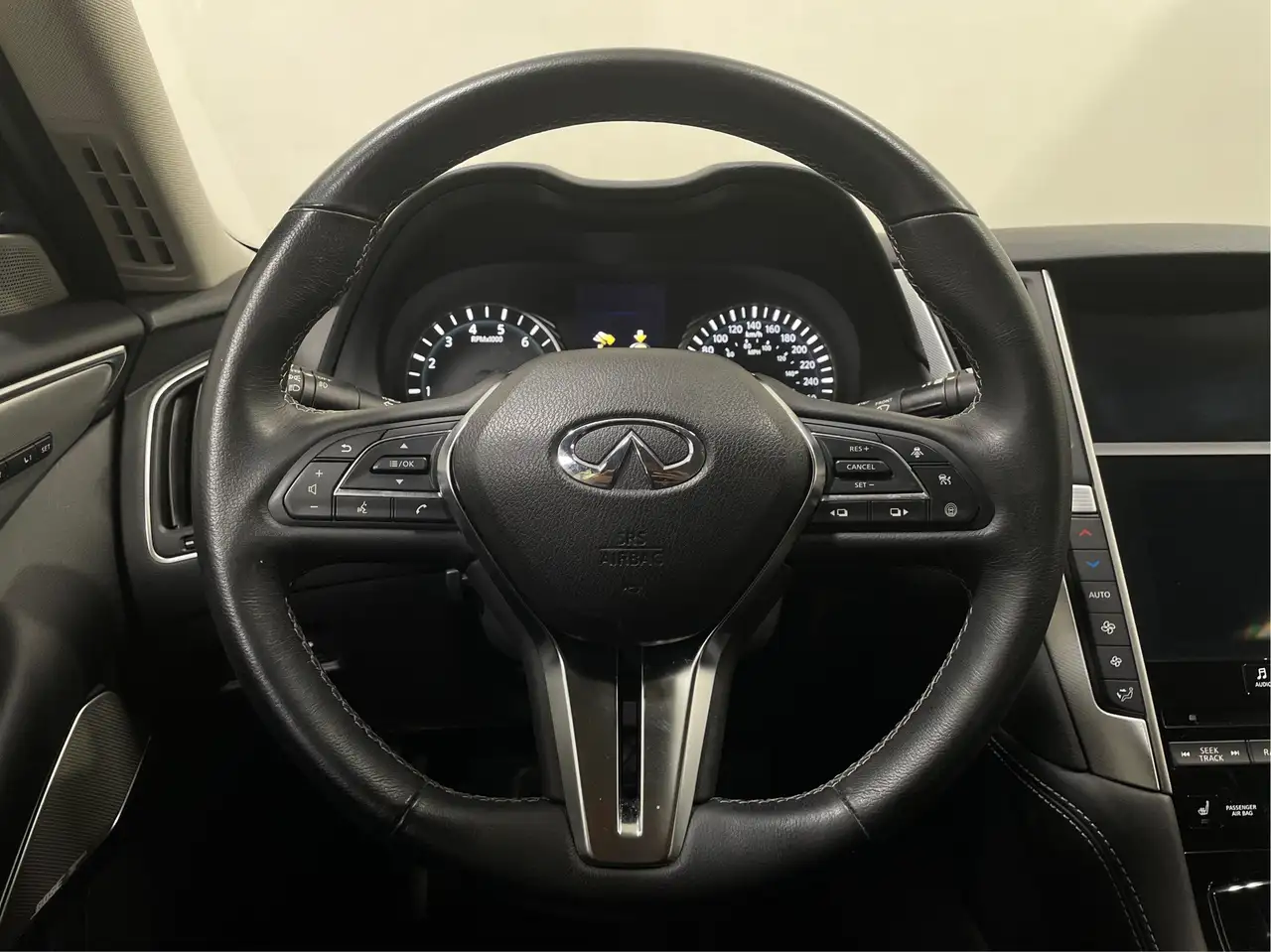 Infiniti Q50 - Image 29