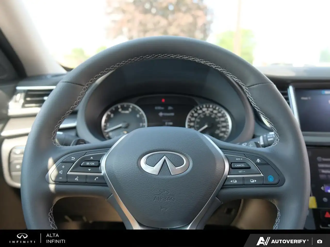 Infiniti QX50 - Image 14