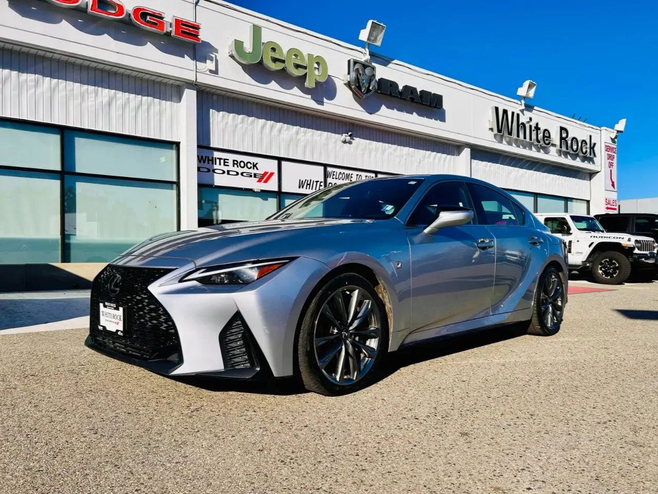 Lexus IS - Image 1